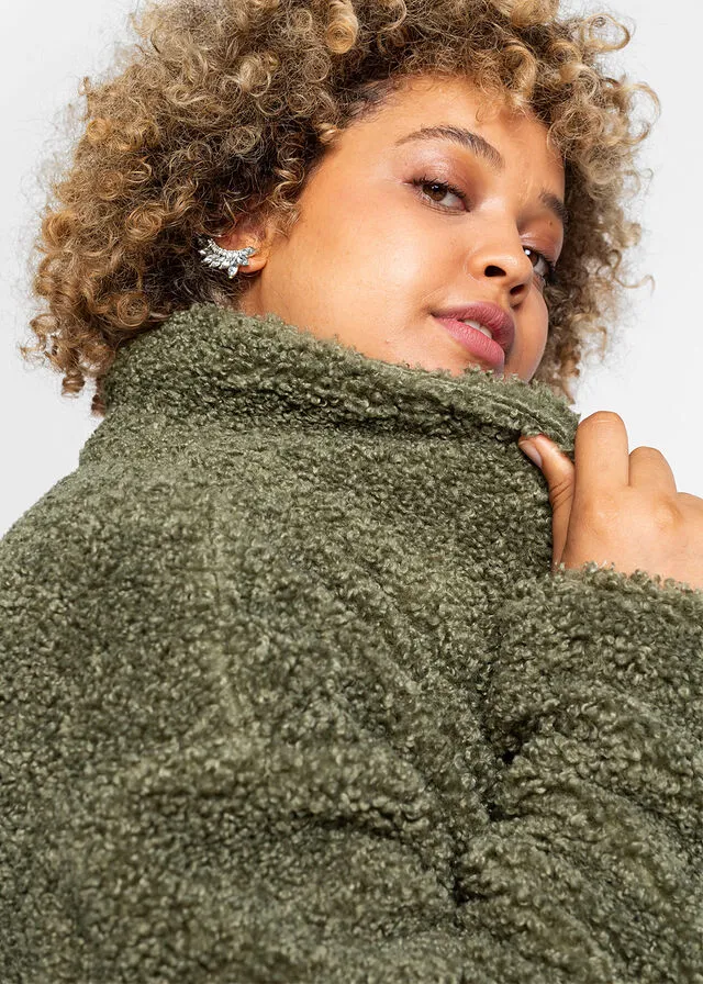 Abrigo corto oversize con aspecto de lana Verde oliva