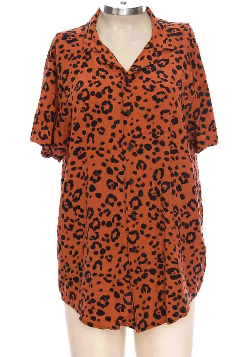 BLUSA COLOR NARANJA  COLOR BLUE