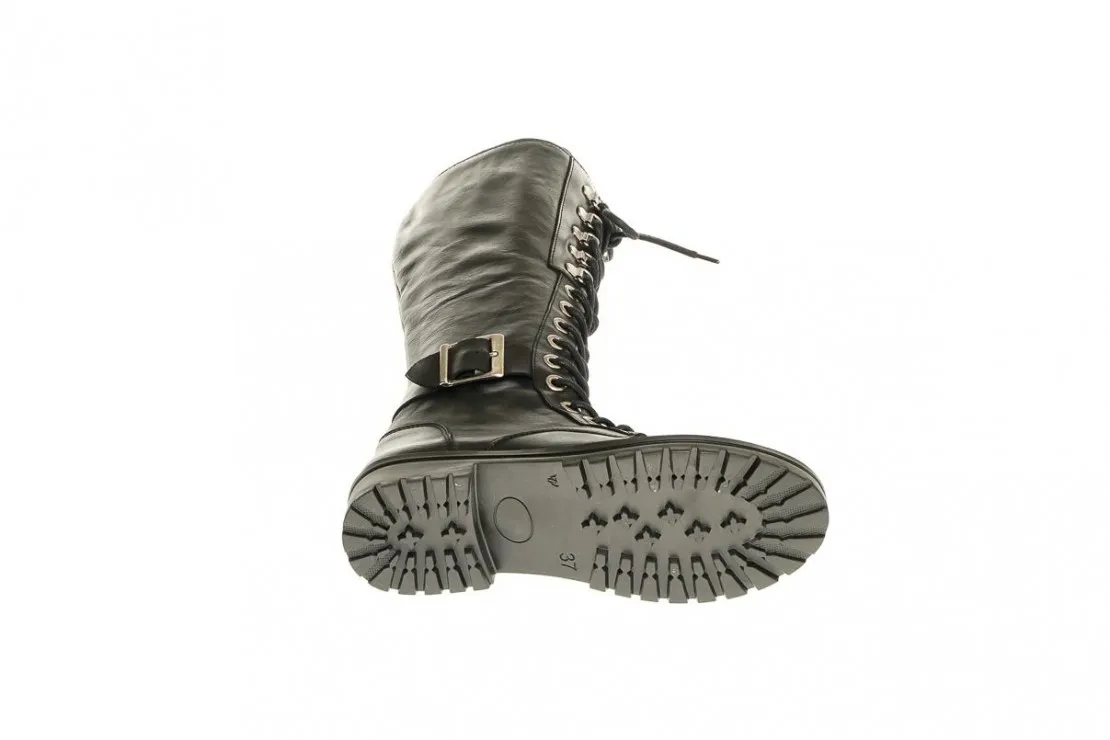 Bota de Chica con cordones Negra 5673 Chacal