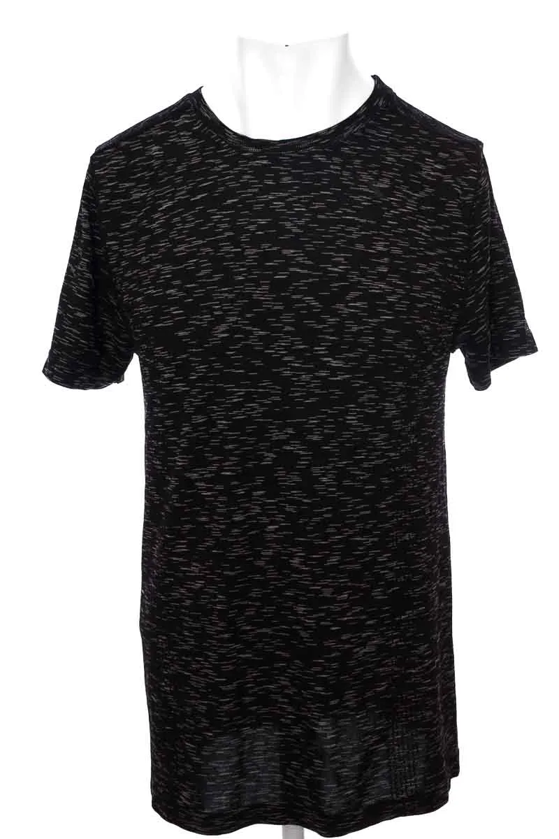 CAMISETA COLOR NEGRO  DIADORA