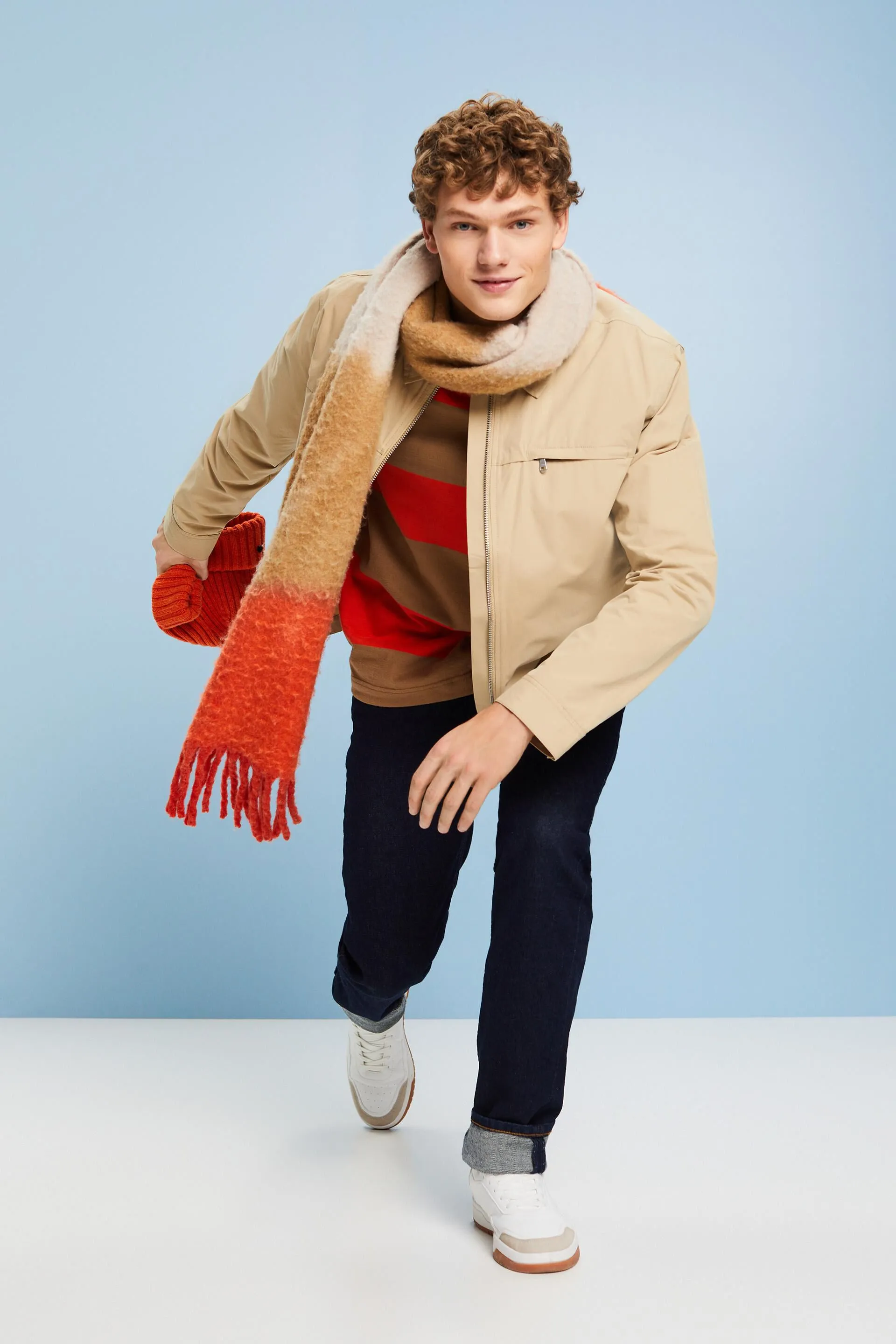 Chaqueta con cremallera