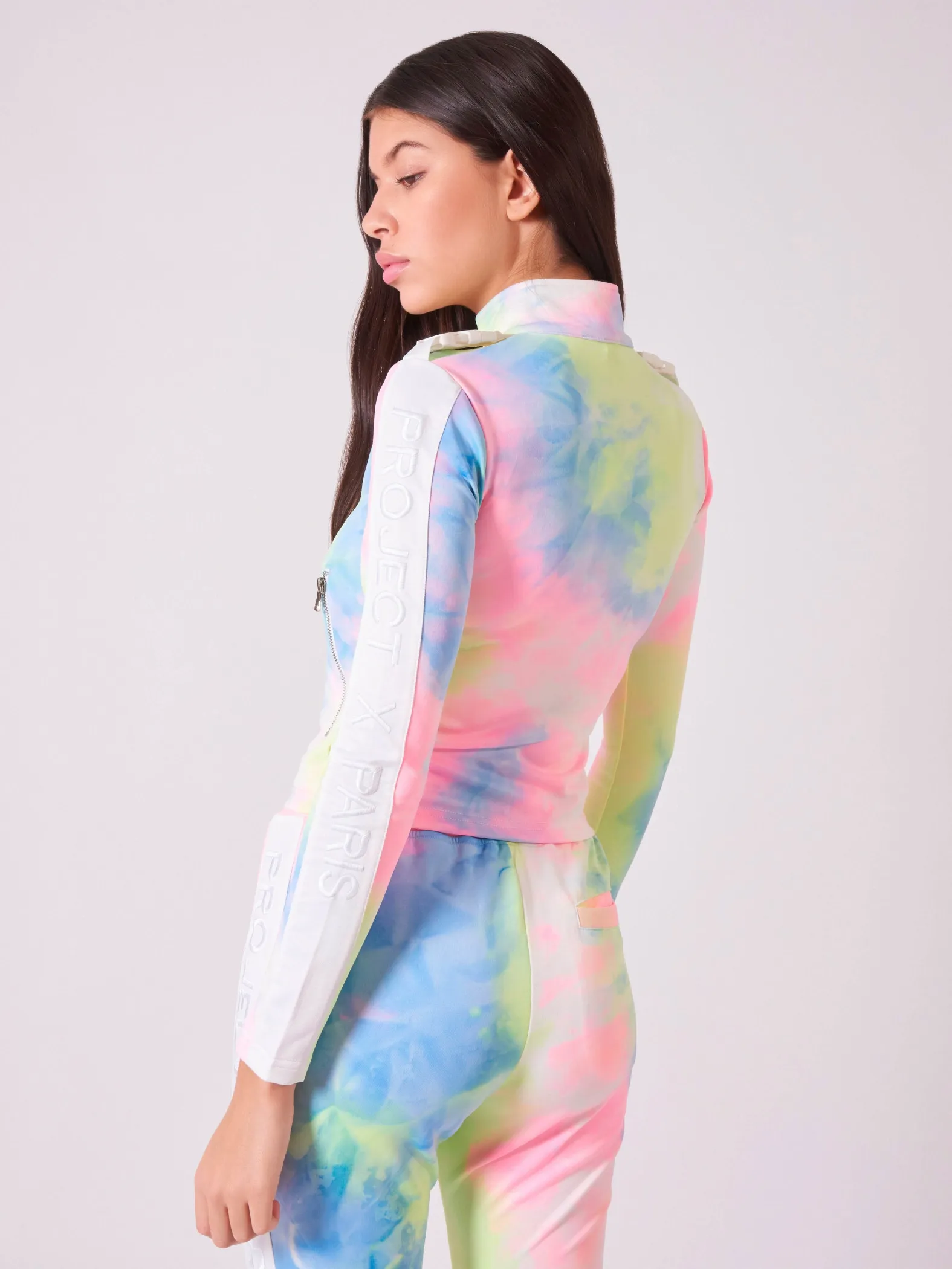 Chaqueta corta teñida