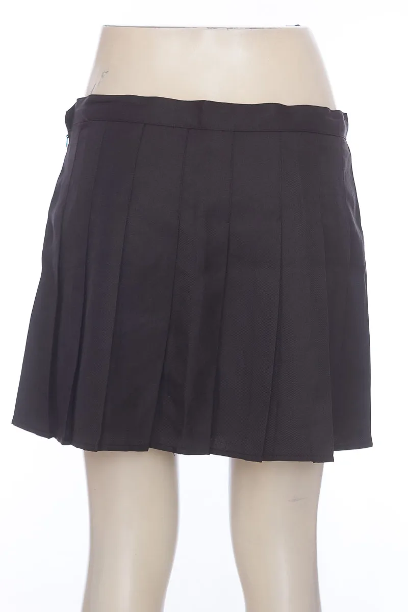 FALDA COLOR NEGRO  CLOSEANDO