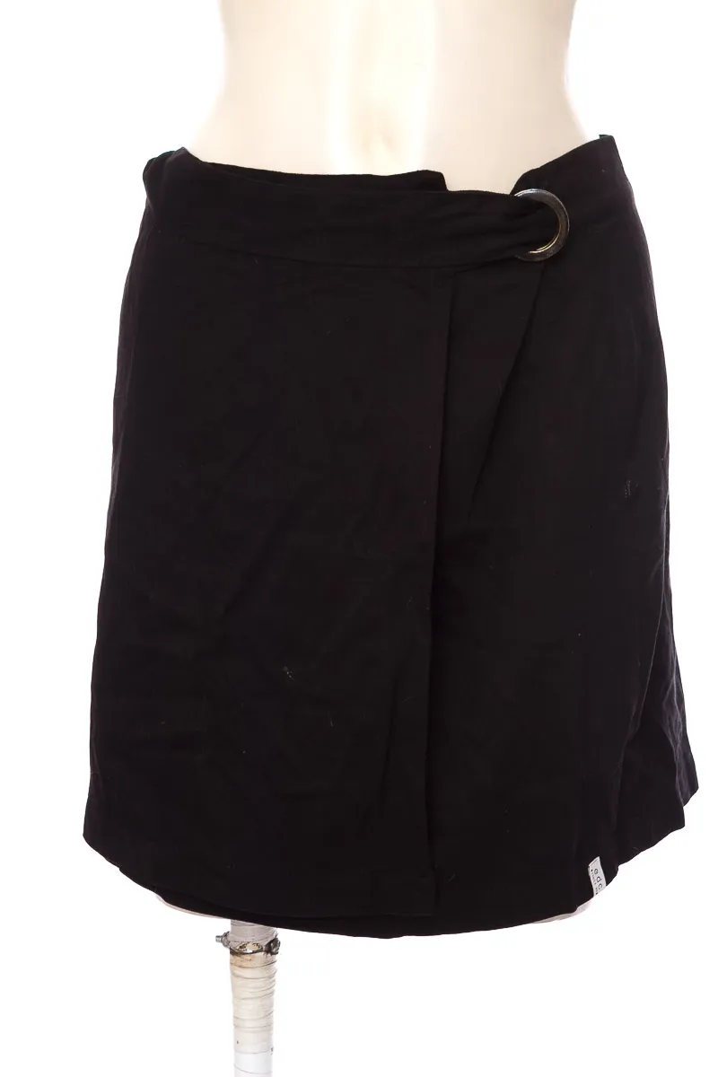 FALDA COLOR NEGRO  ESPRIT