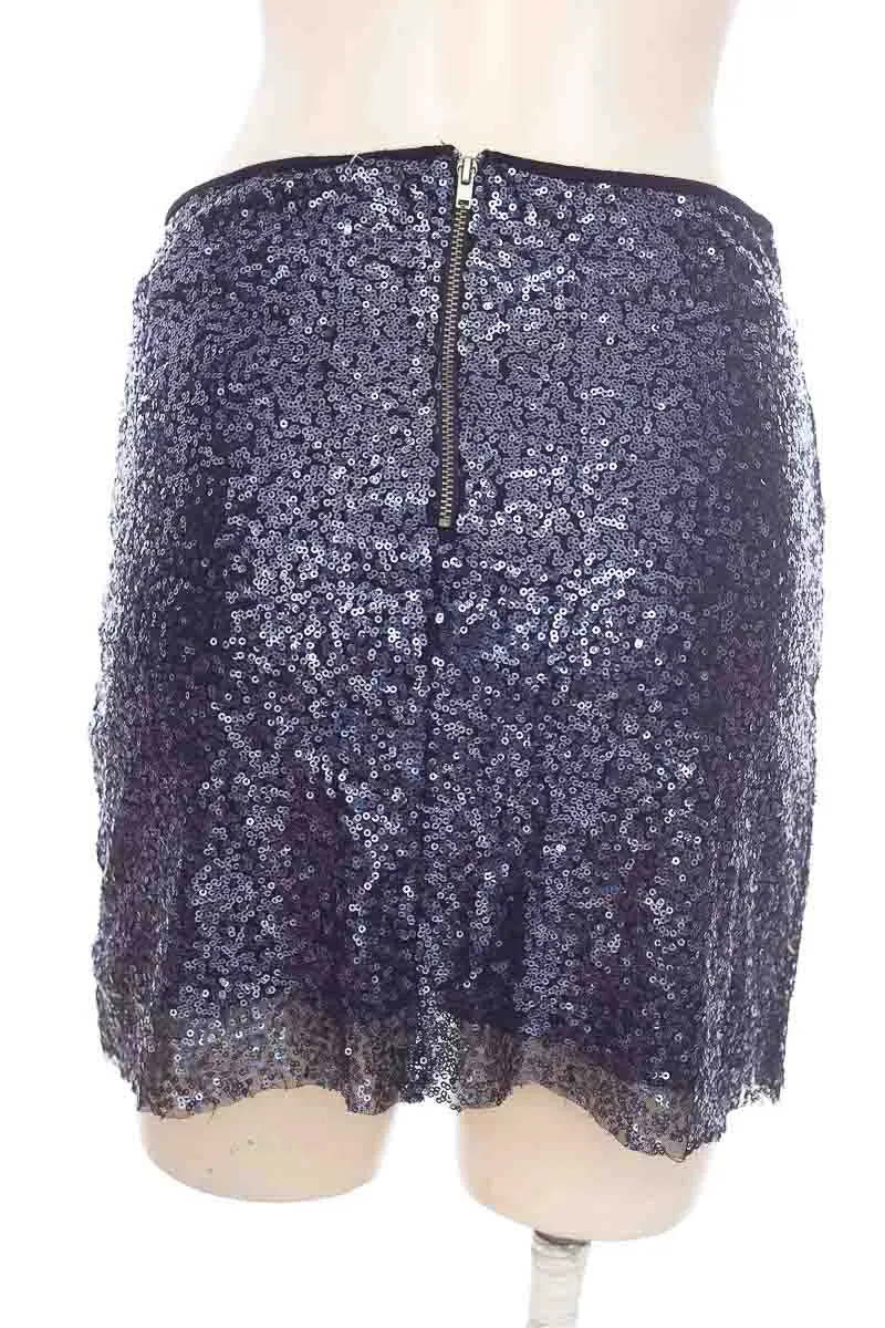 FALDA COLOR NEGRO  MNG