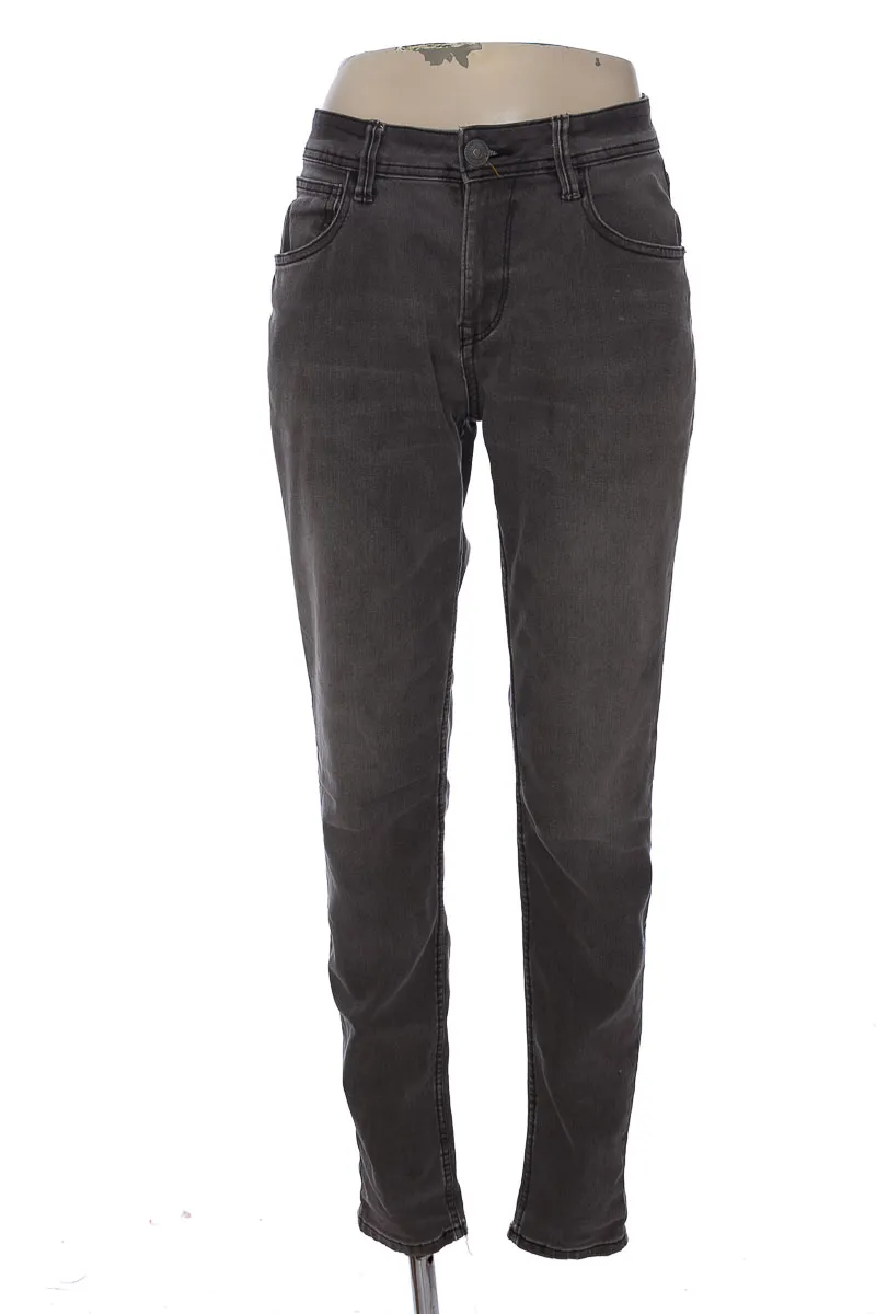 JEAN COLOR NEGRO  KOAJ