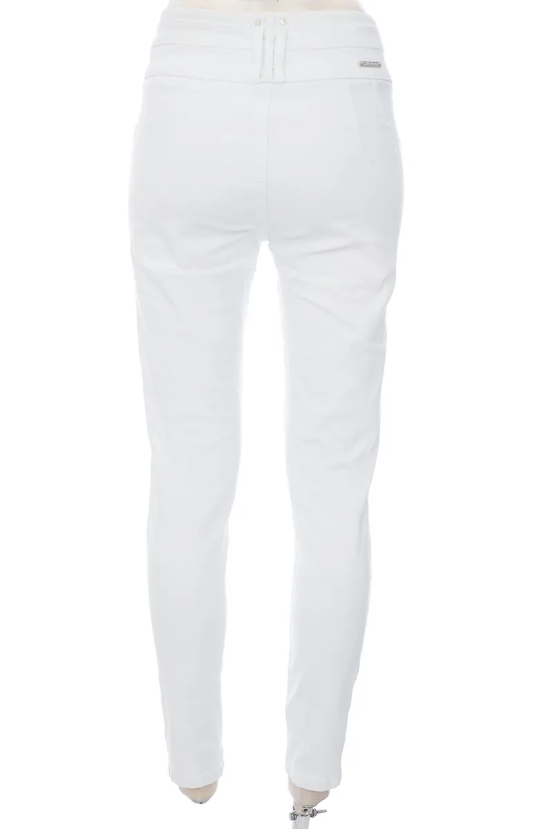 PANTALóN COLOR BLANCO  STUDIO F