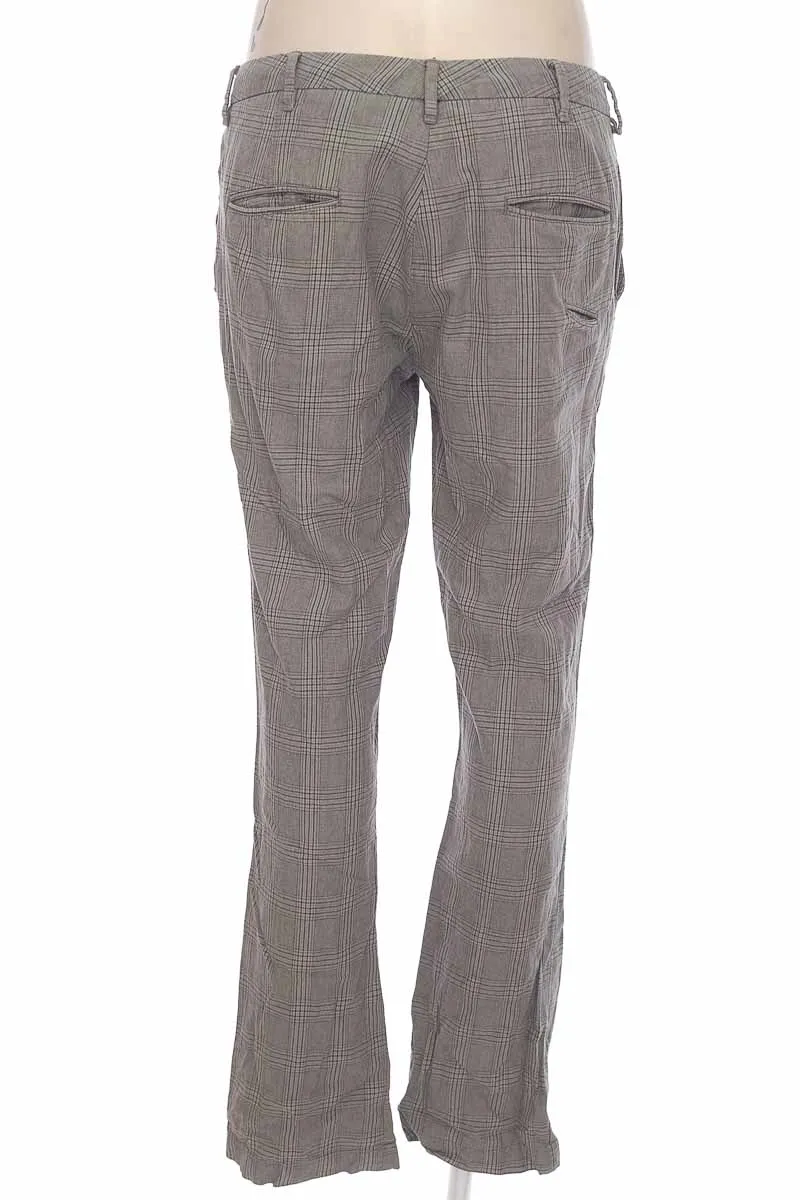 PANTALóN COLOR GRIS  ARTURO CALLE