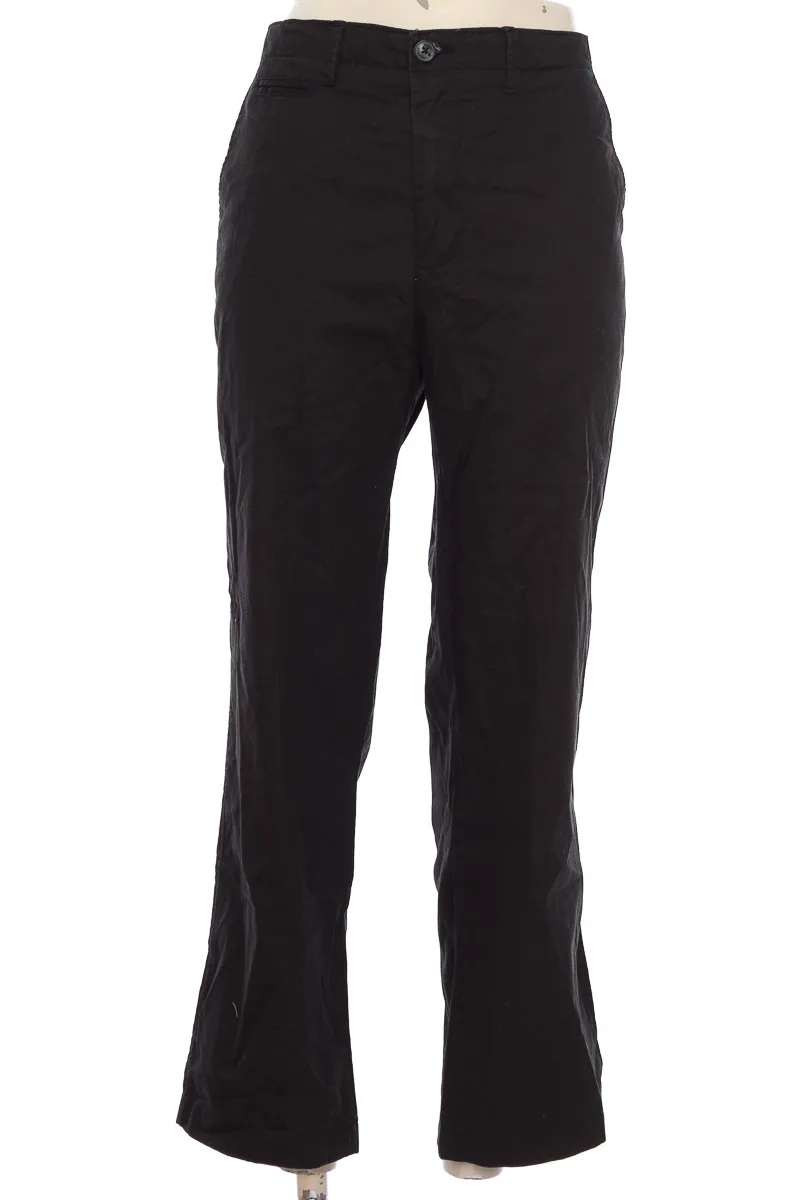 PANTALóN COLOR NEGRO  ARMI