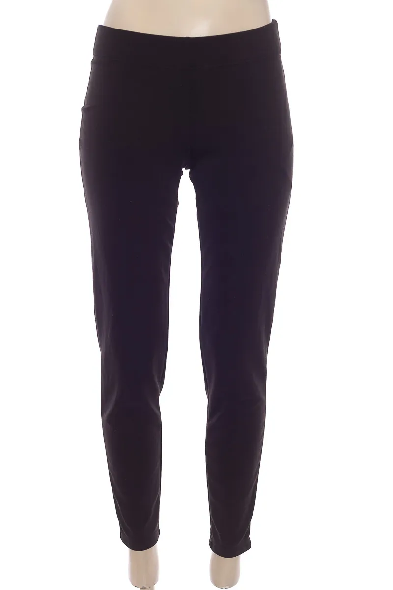 PANTALóN COLOR NEGRO  BLUSS