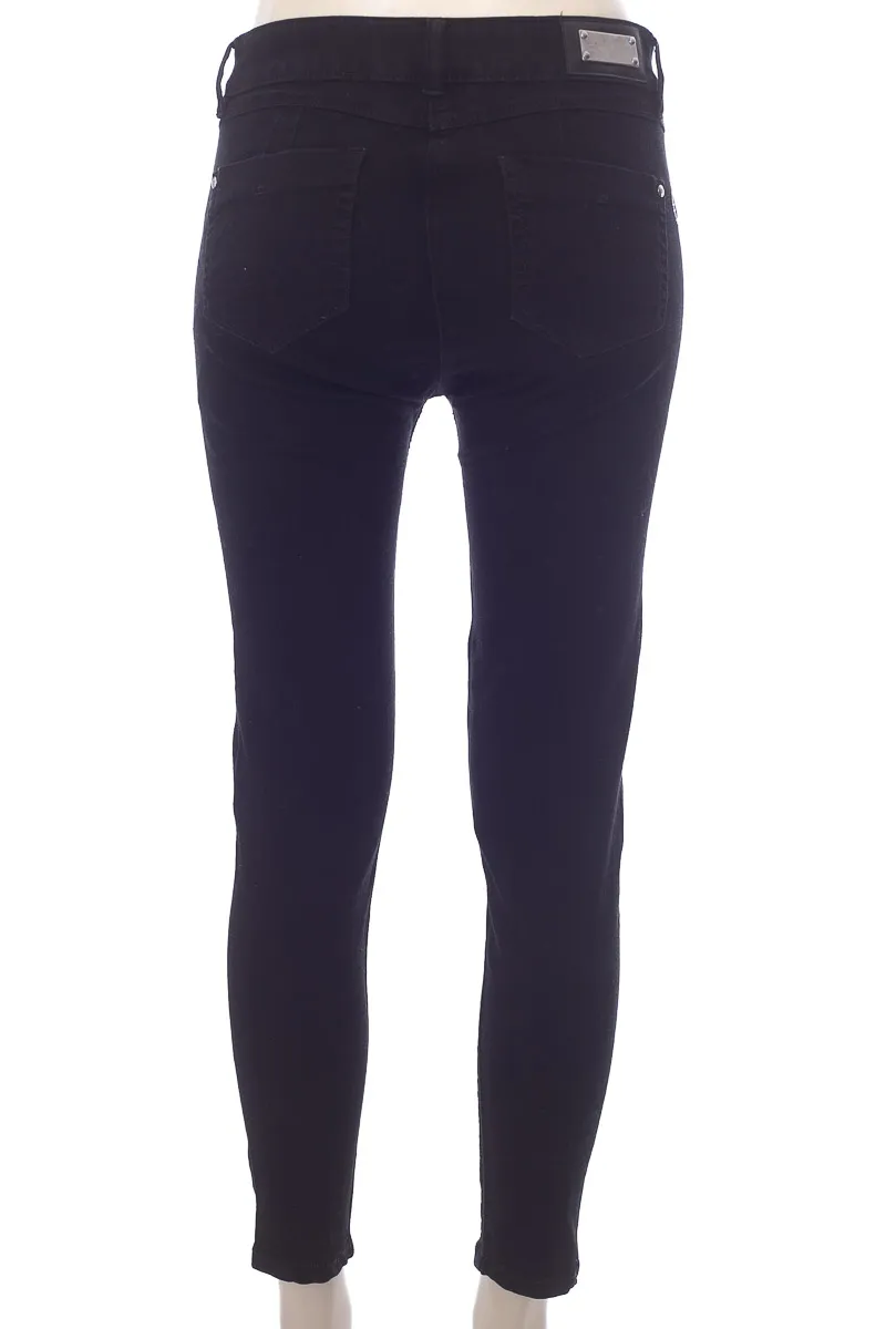 PANTALóN COLOR NEGRO  DEREK