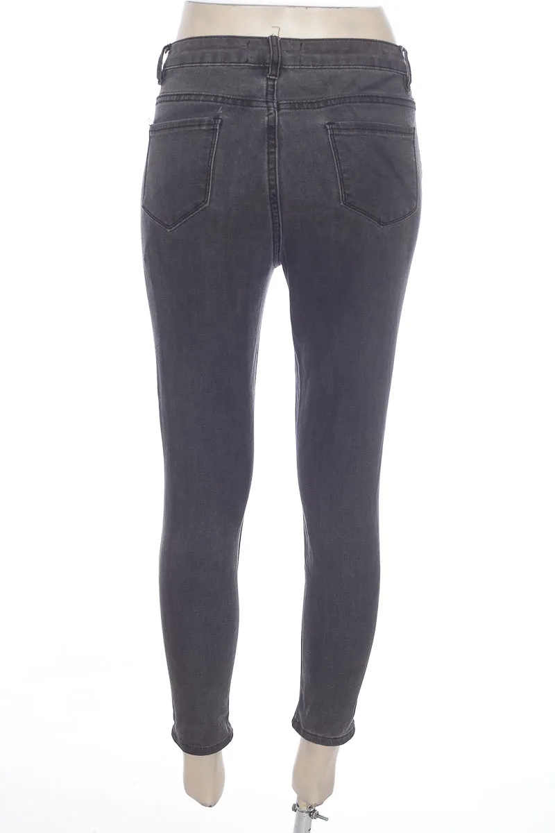 PANTALóN COLOR NEGRO  GLAMOUR
