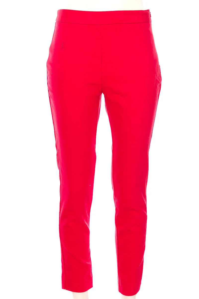 PANTALóN COLOR ROJO  STRADIVARIUS