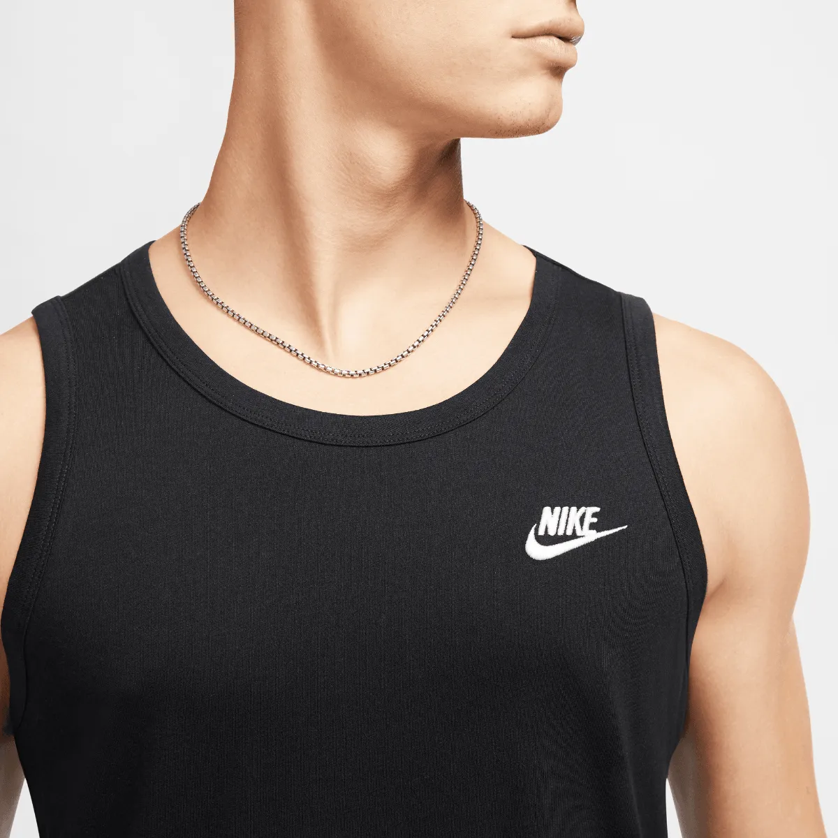 Polera Sin Mangas Running Hombre Nike Sportswear Negra