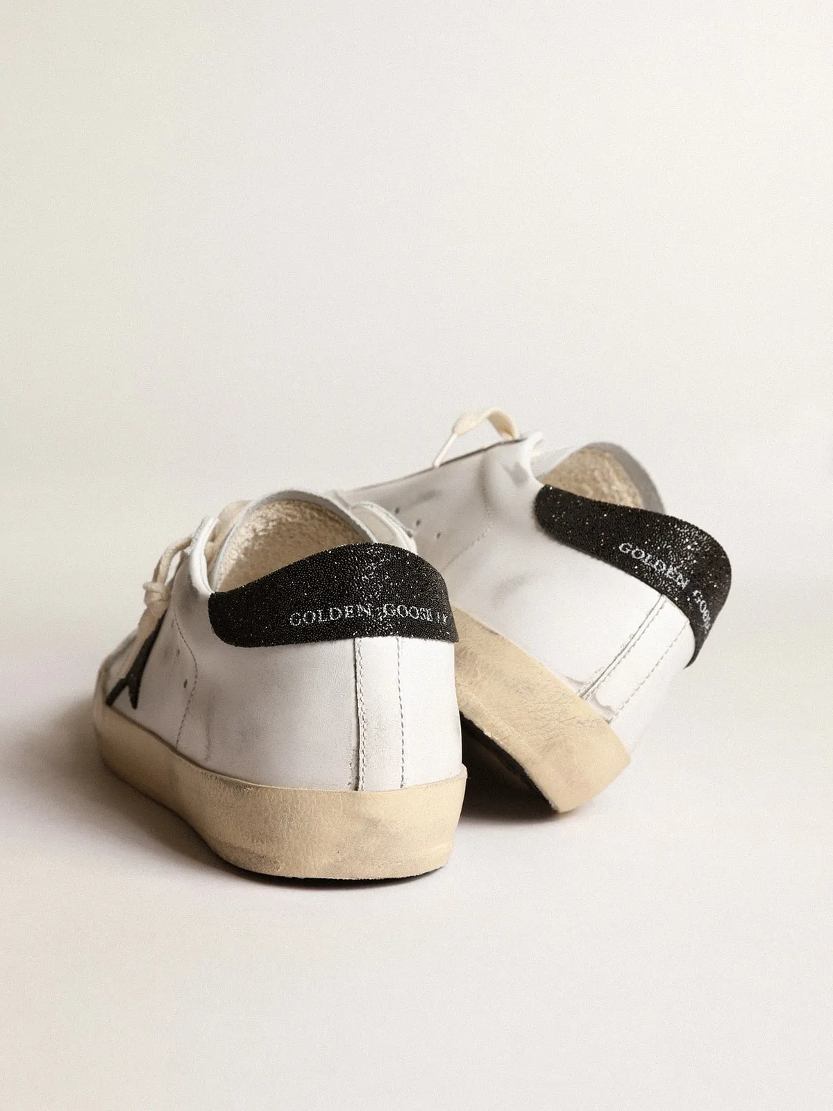 SUPERSTAR DE MUJER CON ESTRELLA Y REFUERZO DEL TALóN CON CRISTALES SWAROVSKI NEGROS