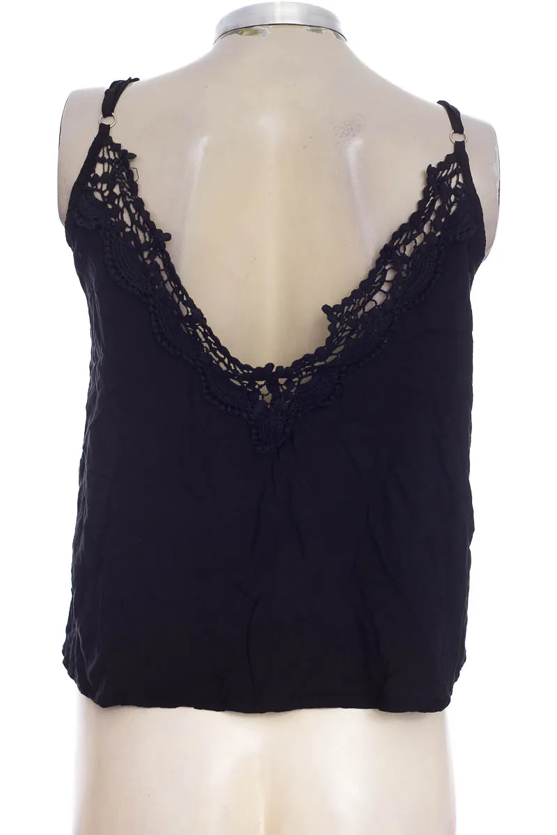 TOP / CAMISETA COLOR NEGRO  COLOR BLUE