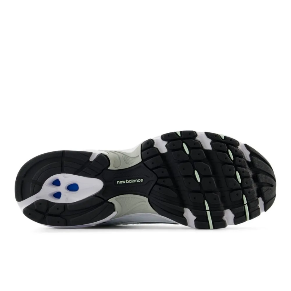 Zapatillas Urbanas New Balance Para Hombre Mr530Rb Blanco