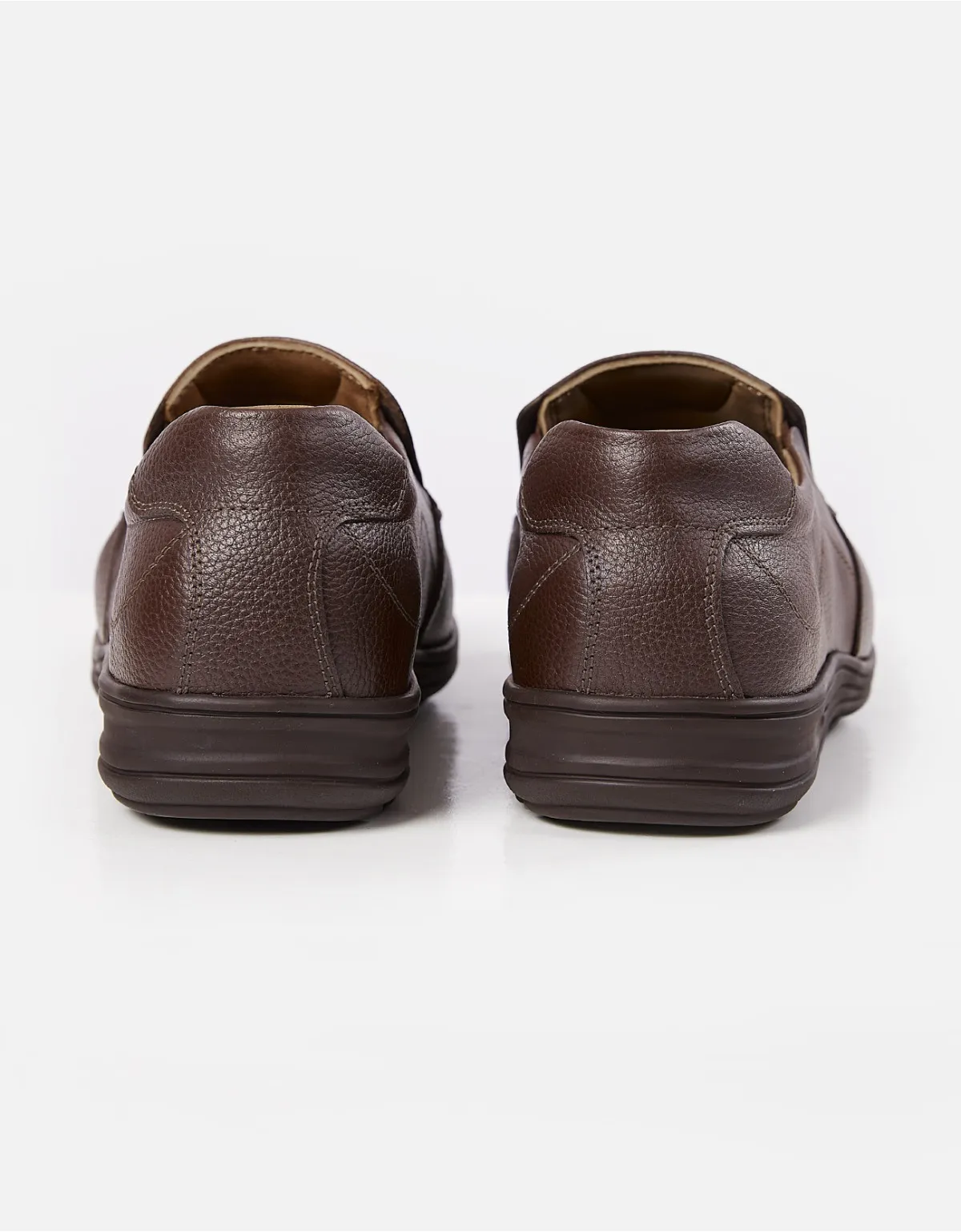 Zapato marrón para hombre