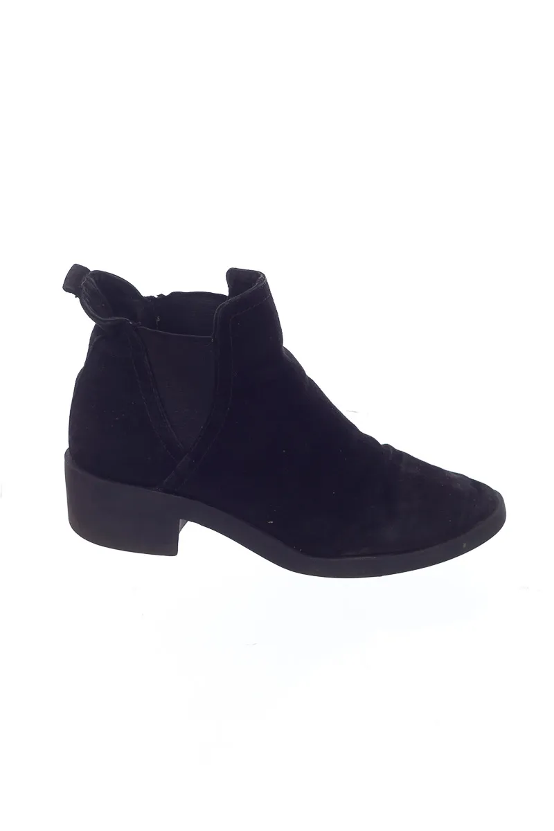 ZAPATOS COLOR NEGRO  STRADIVARIUS