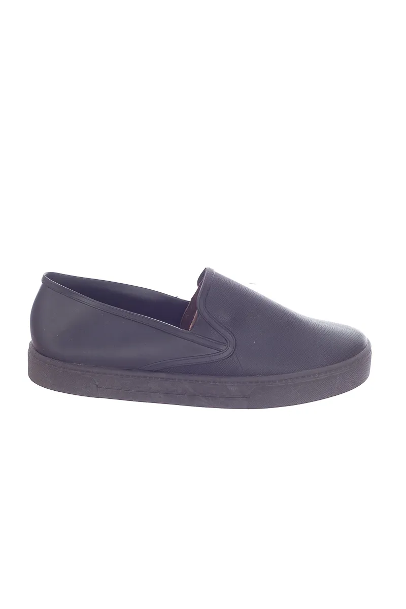 ZAPATOS COLOR NEGRO  XIRELLA